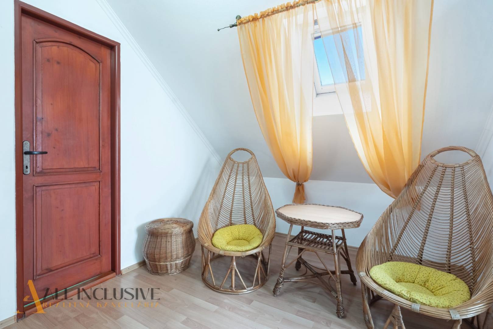 External property image