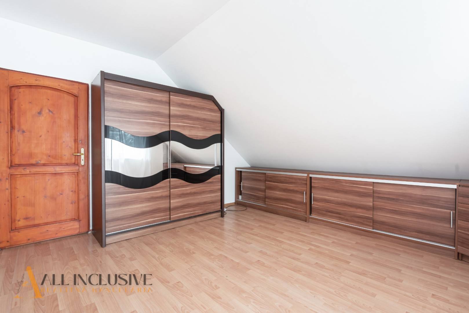 External property image