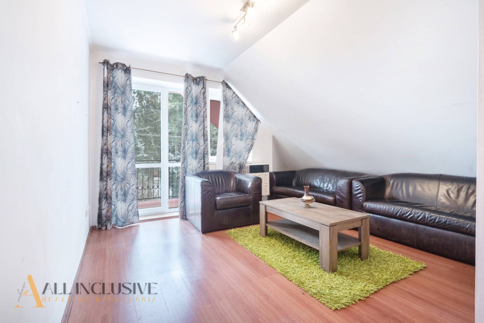 External property image