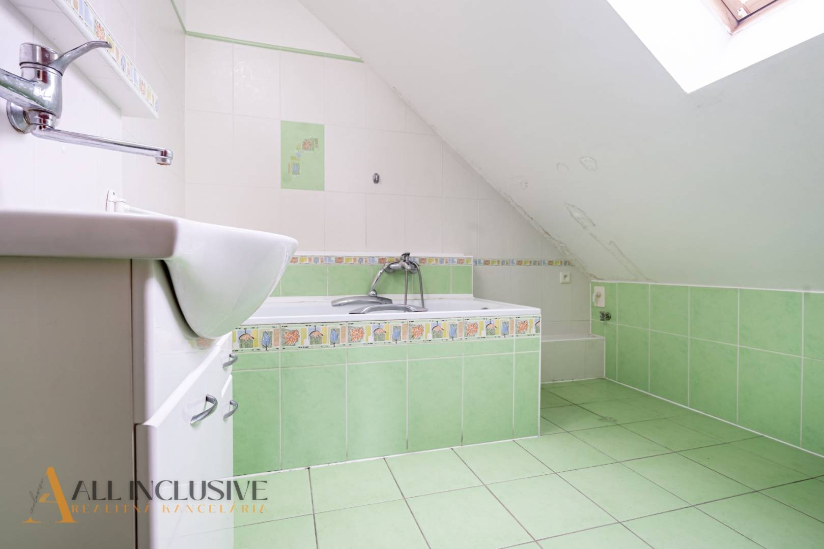 External property image