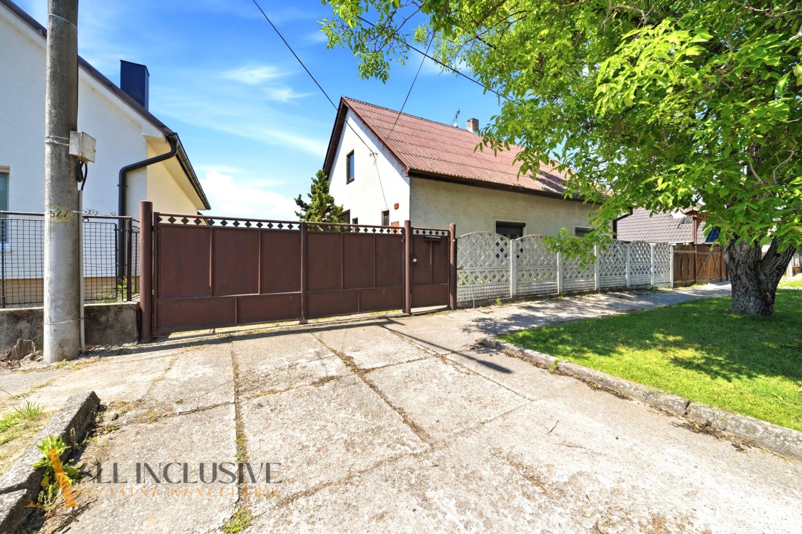 External property image