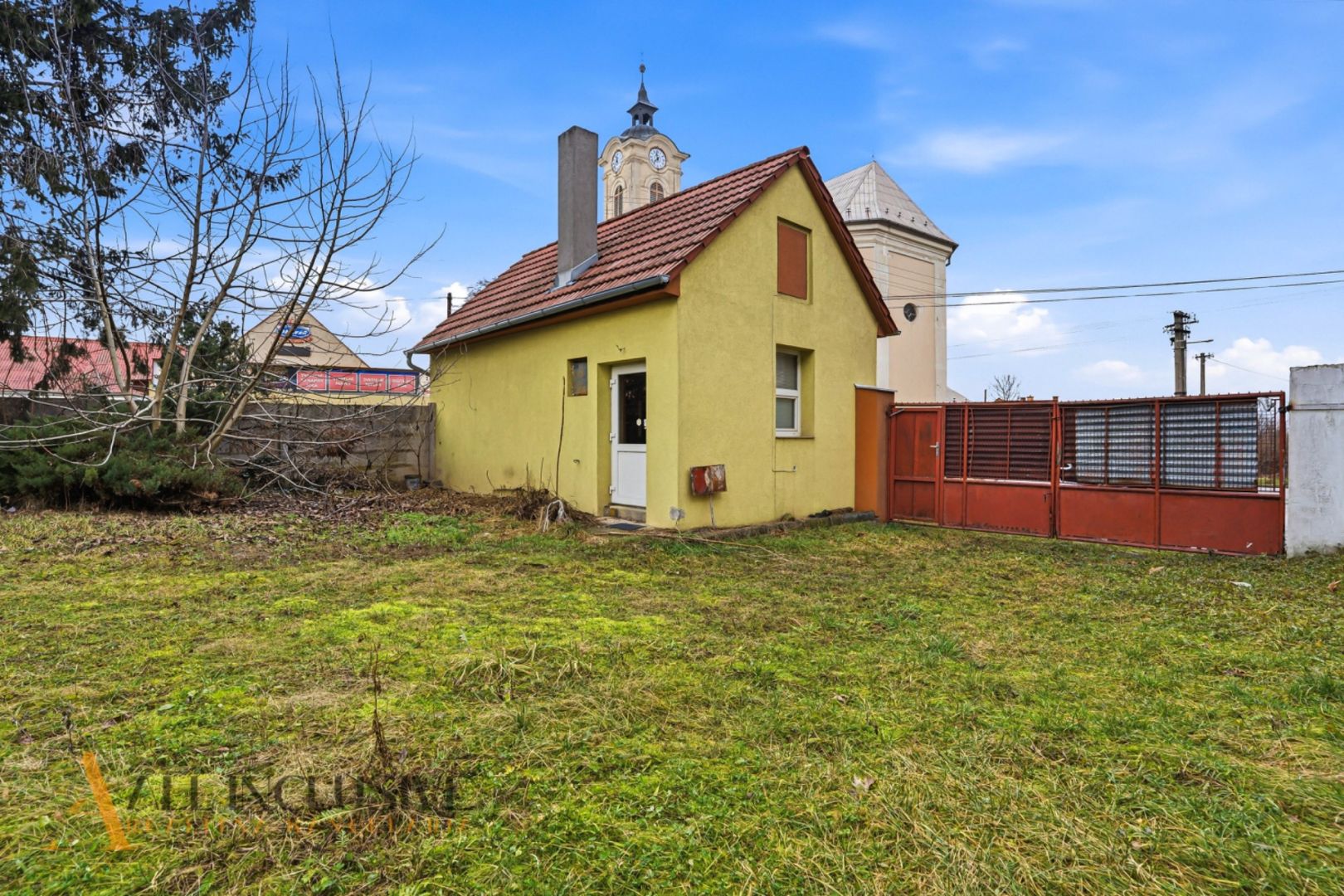External property image