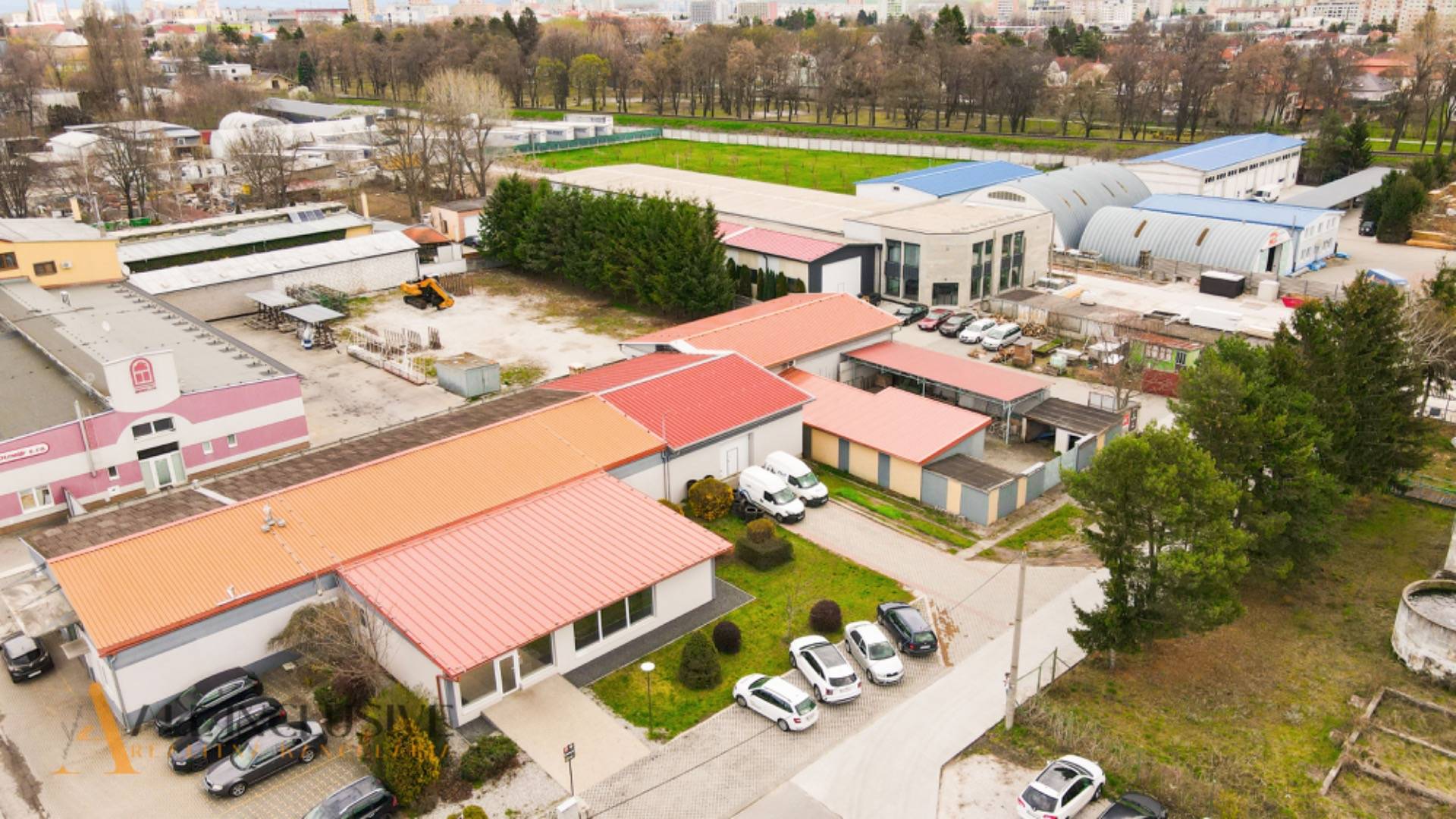 External property image