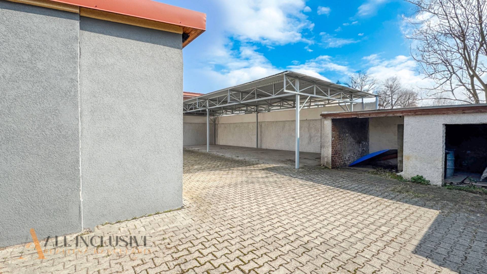 External property image