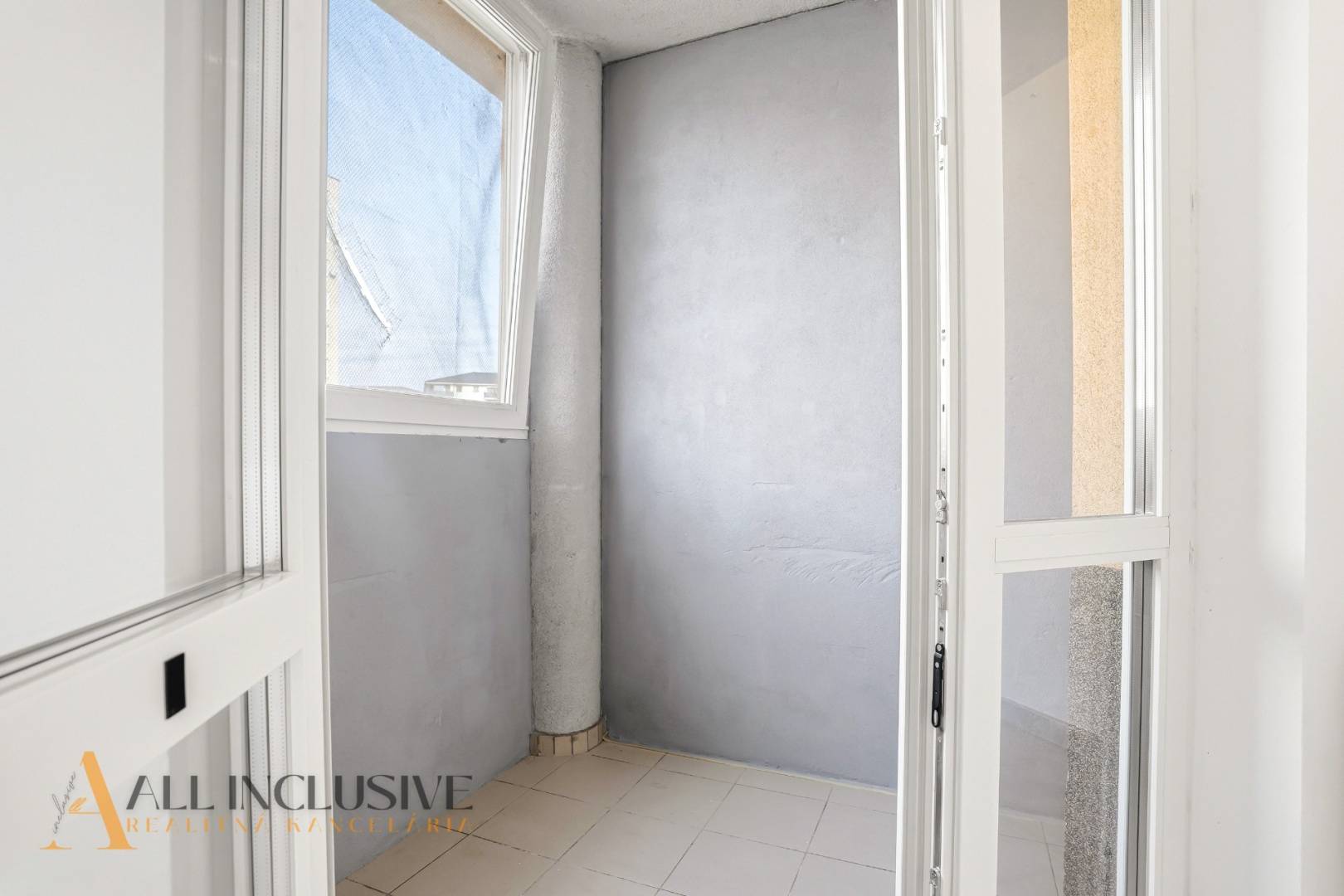 External property image