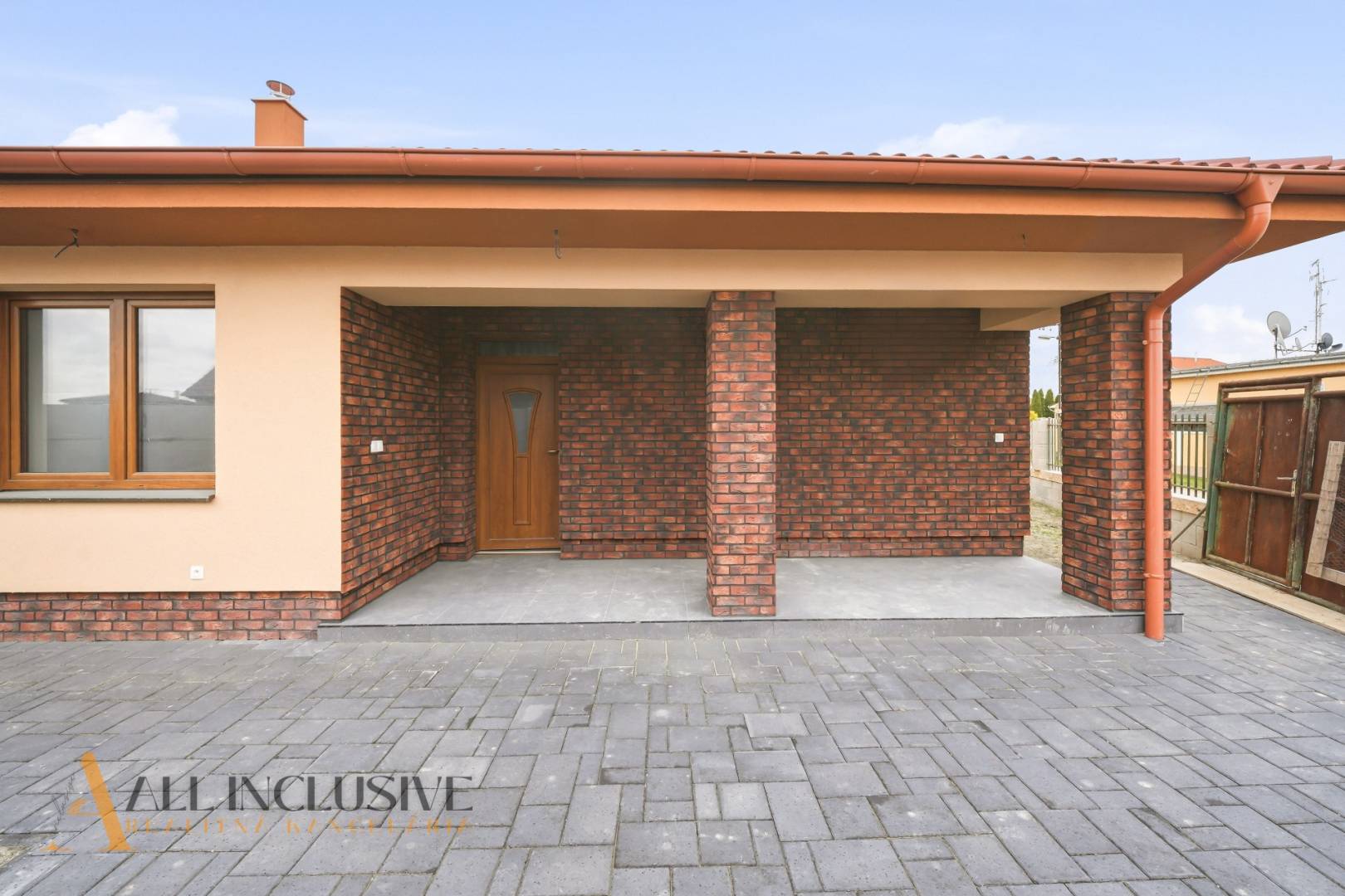 External property image