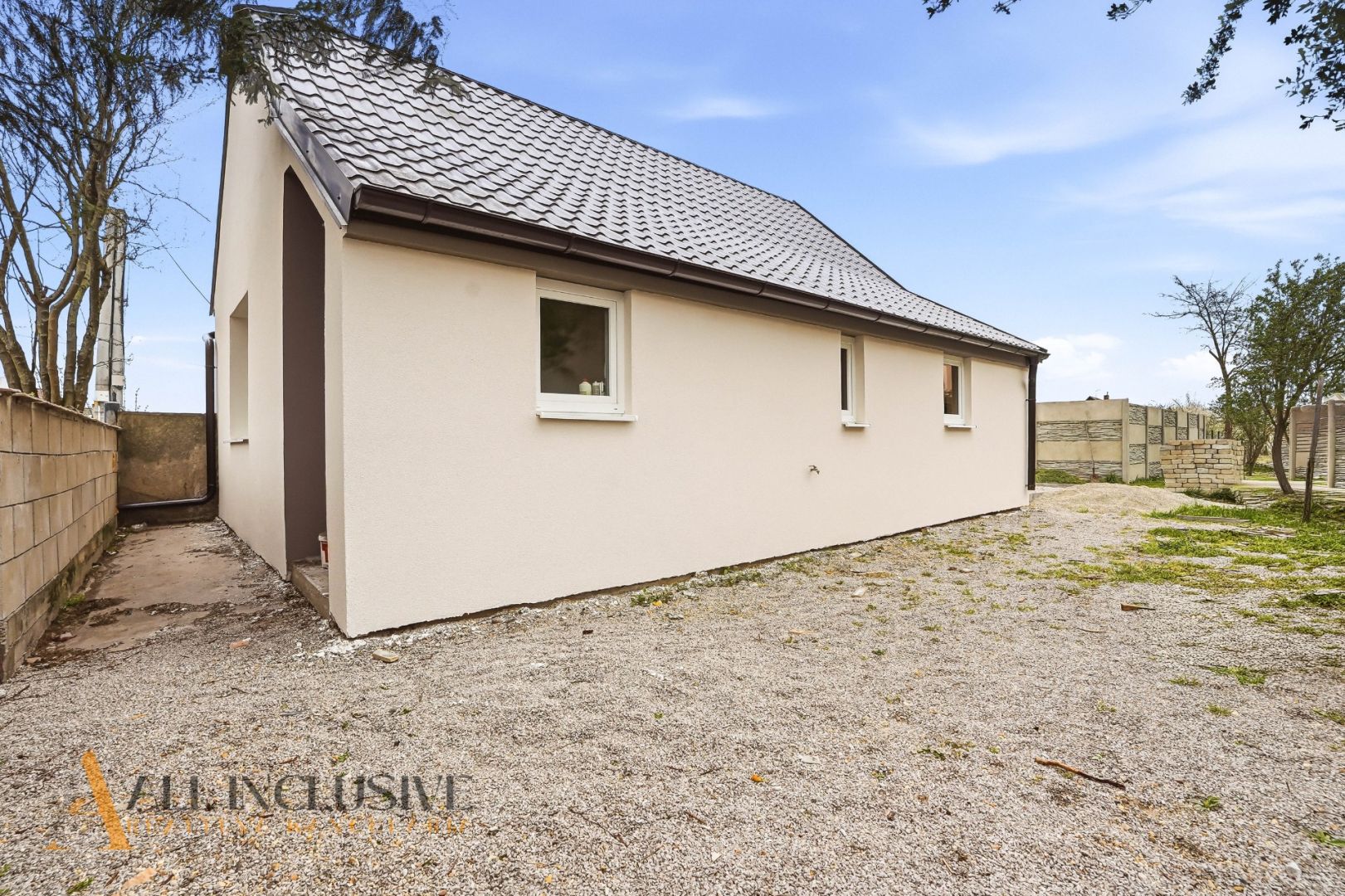 External property image