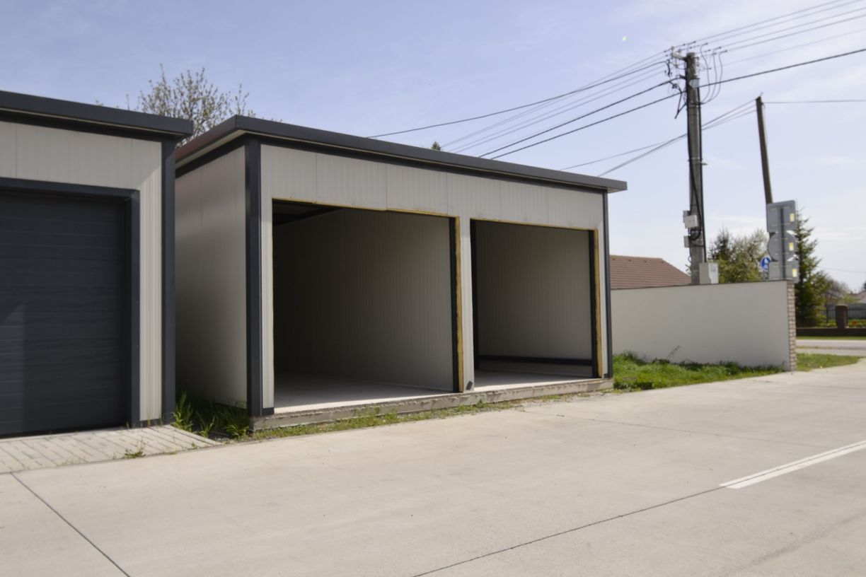 External property image