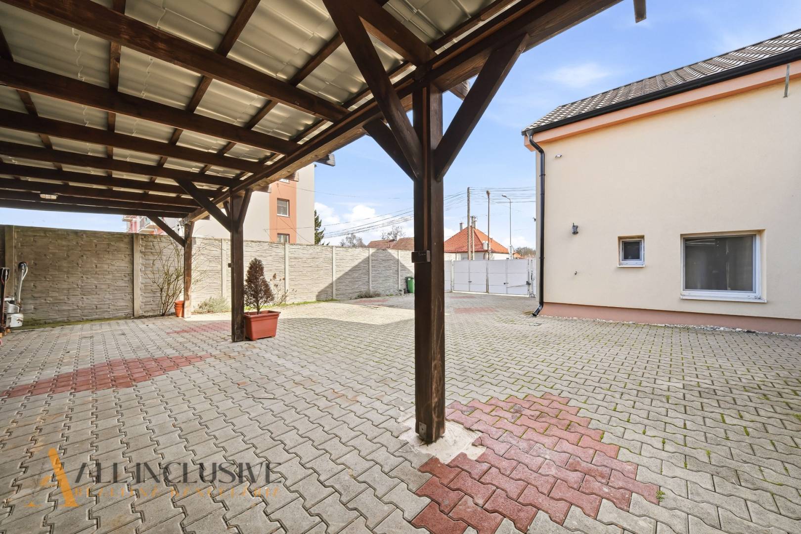 External property image