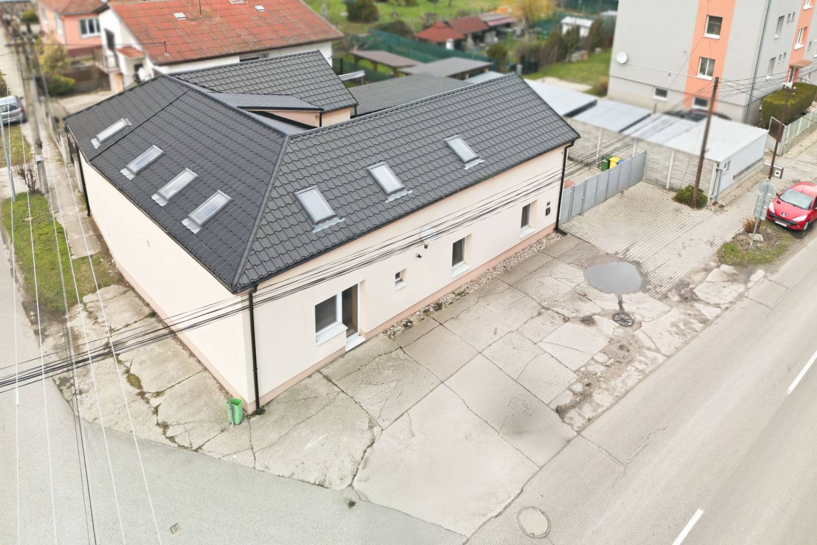 External property image