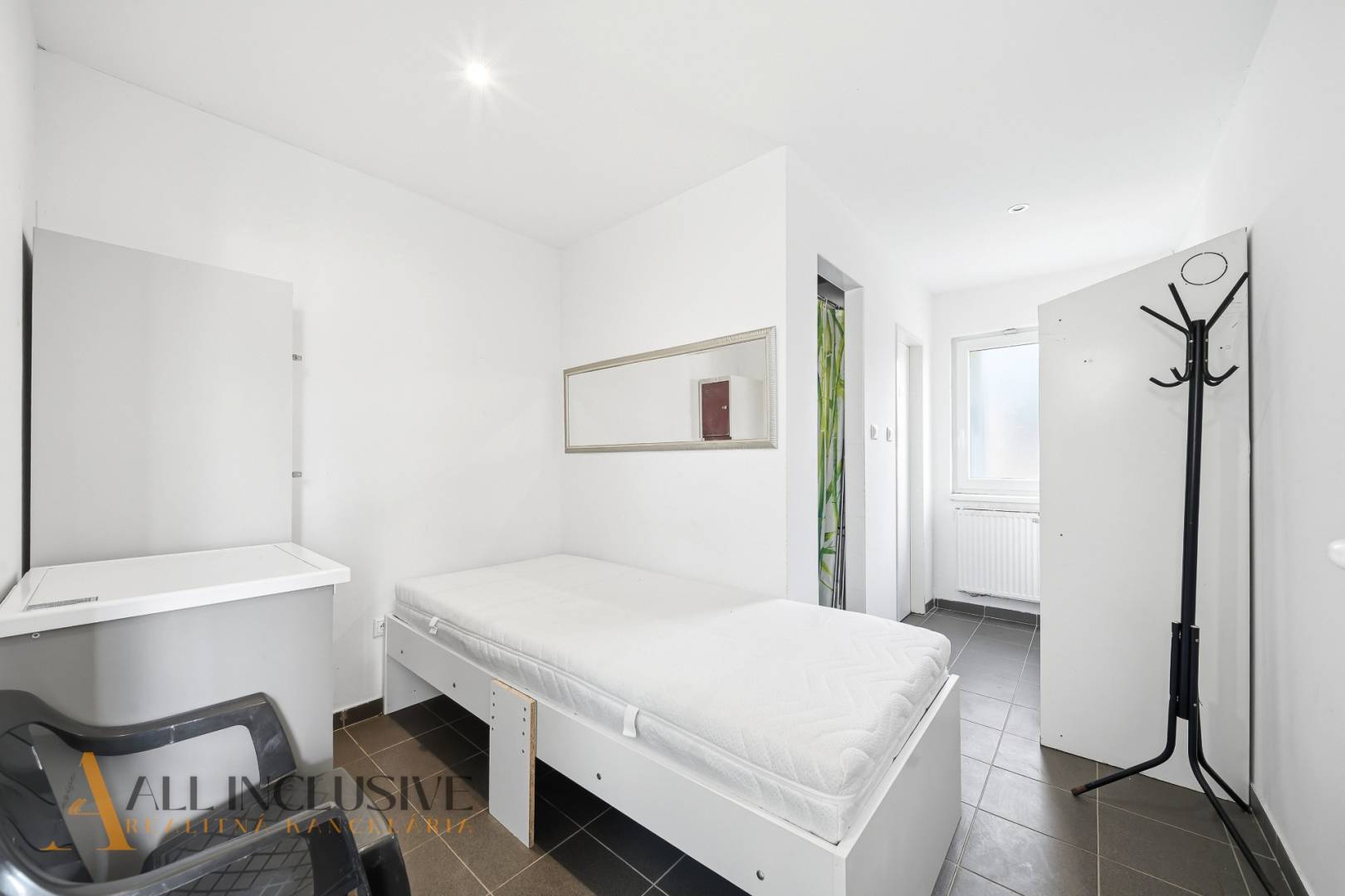 External property image