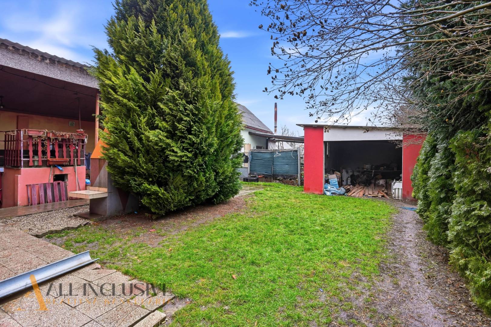 External property image