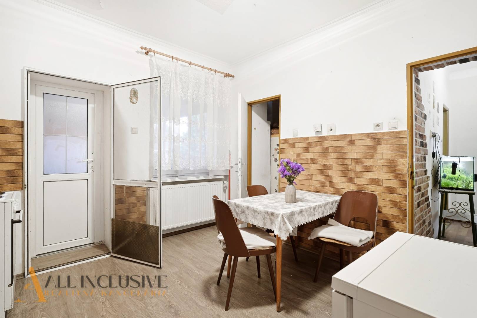 External property image