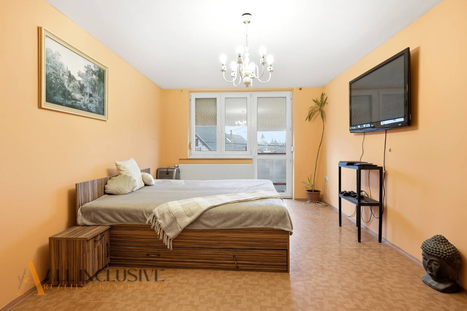 External property image