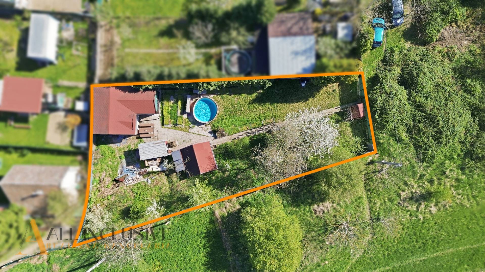 External property image