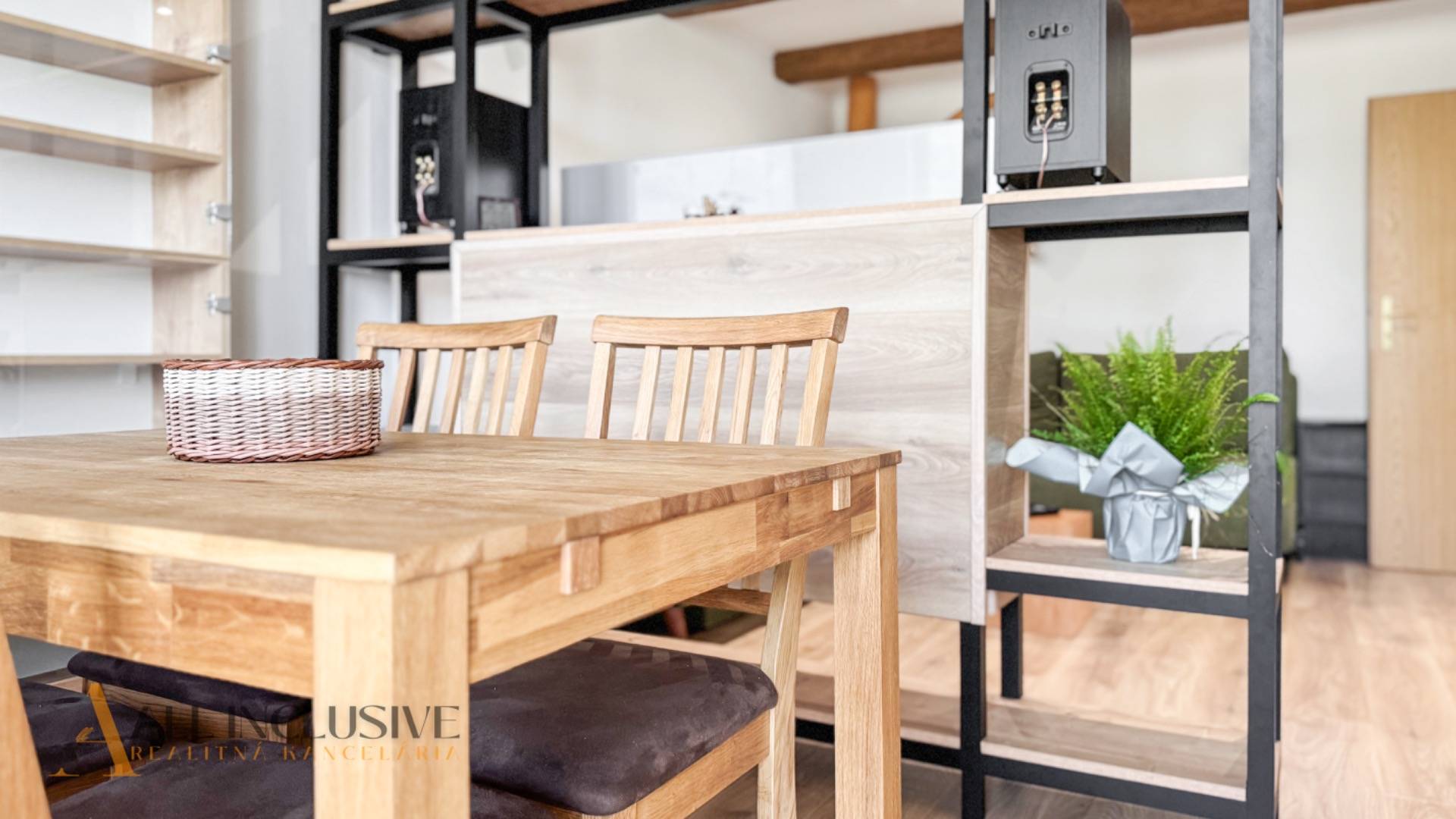 External property image