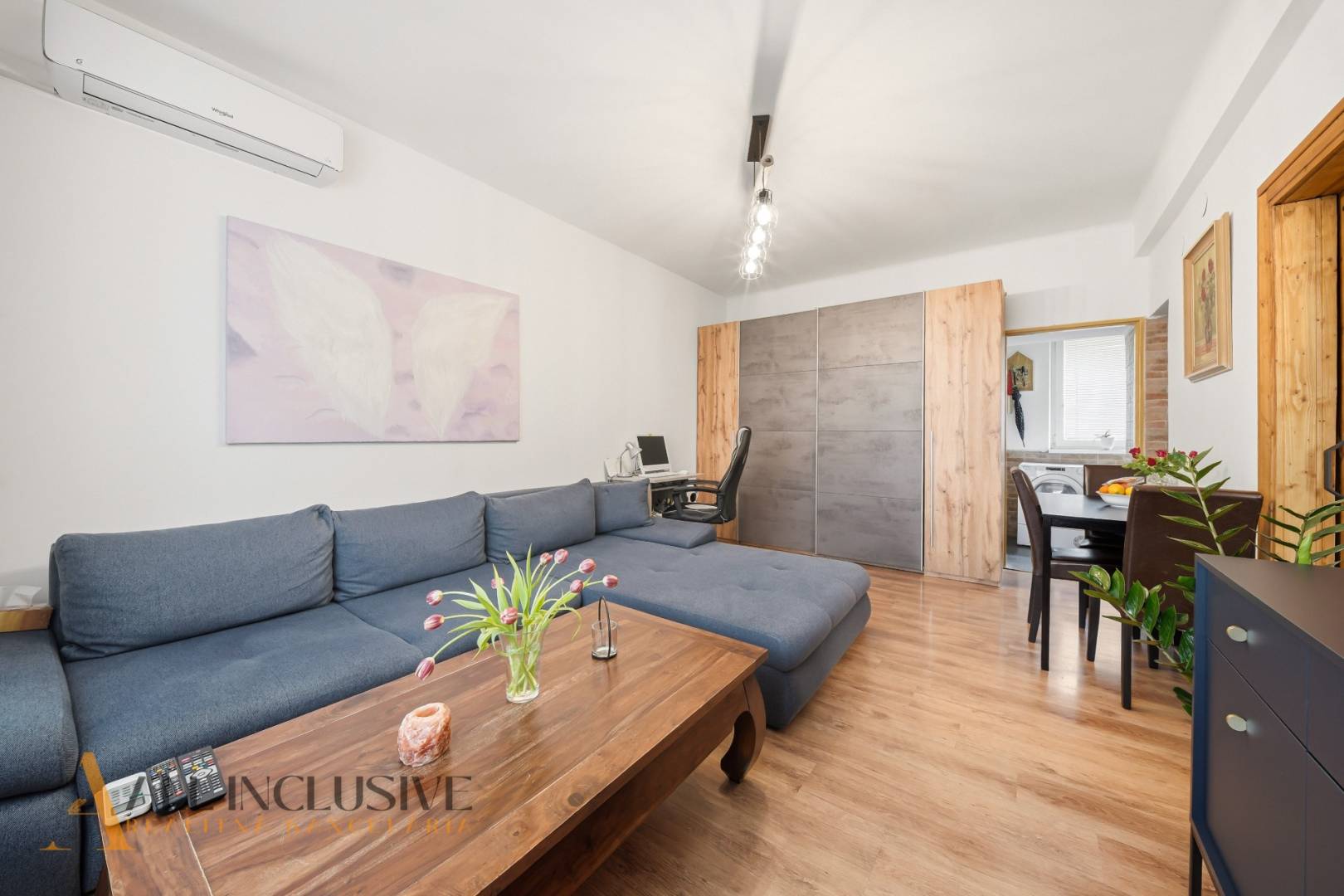 External property image