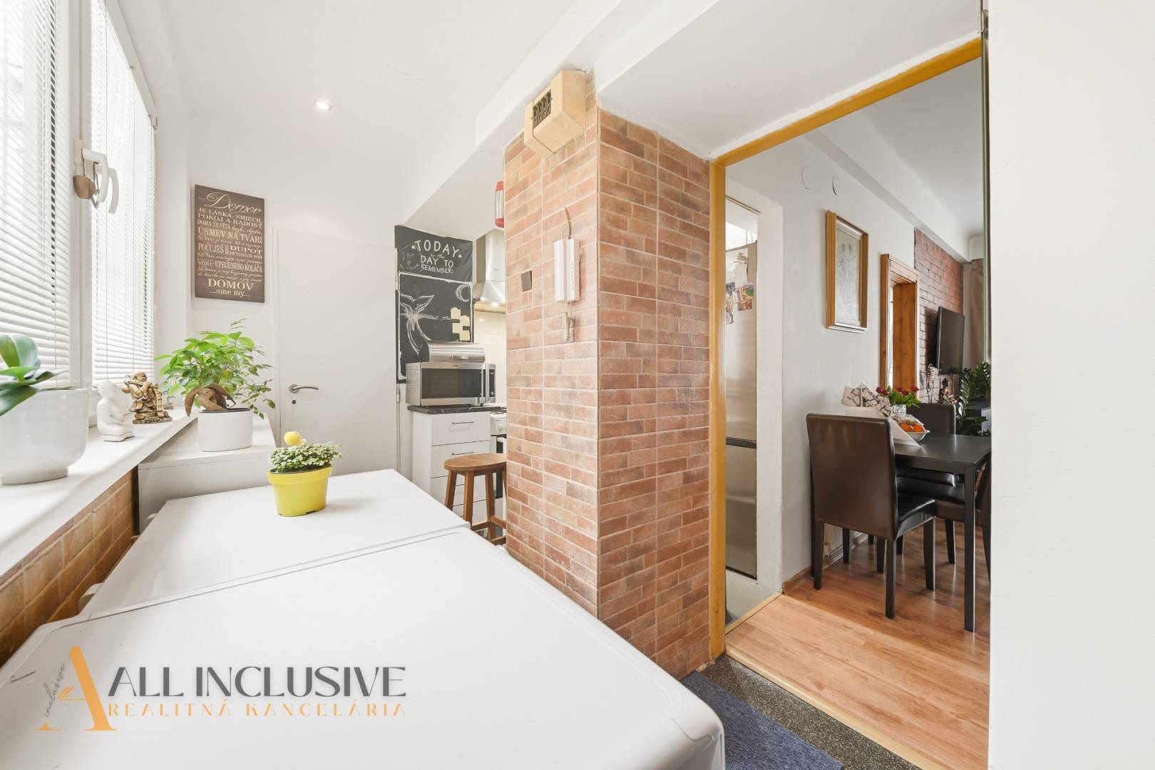 External property image