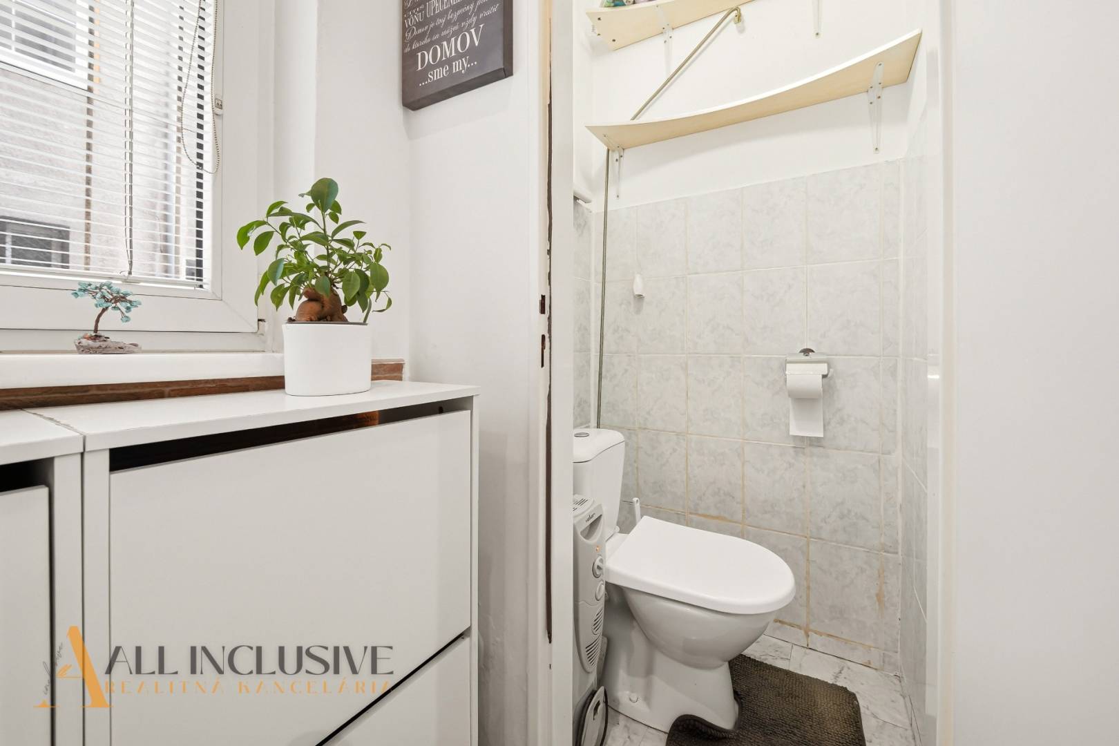 External property image