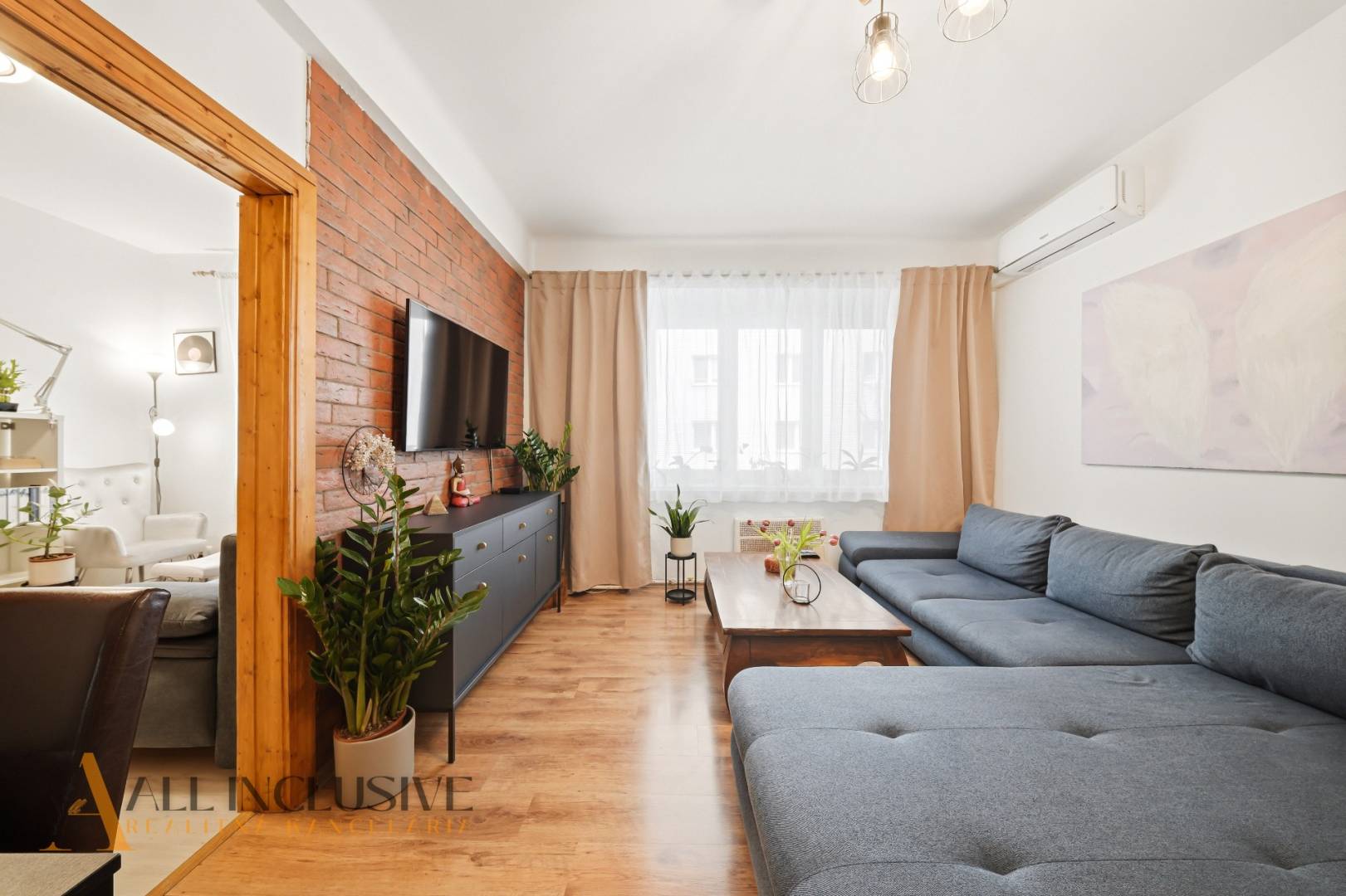 External property image