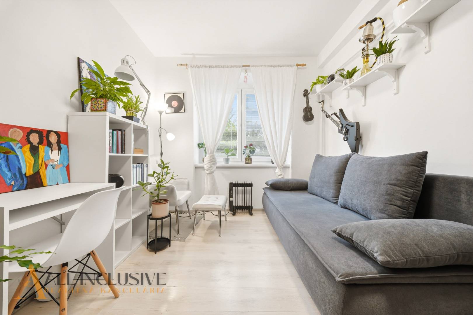 External property image