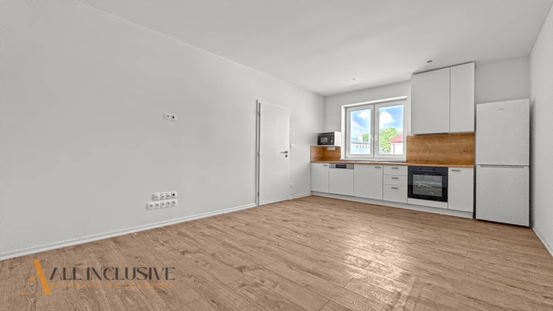 External property image