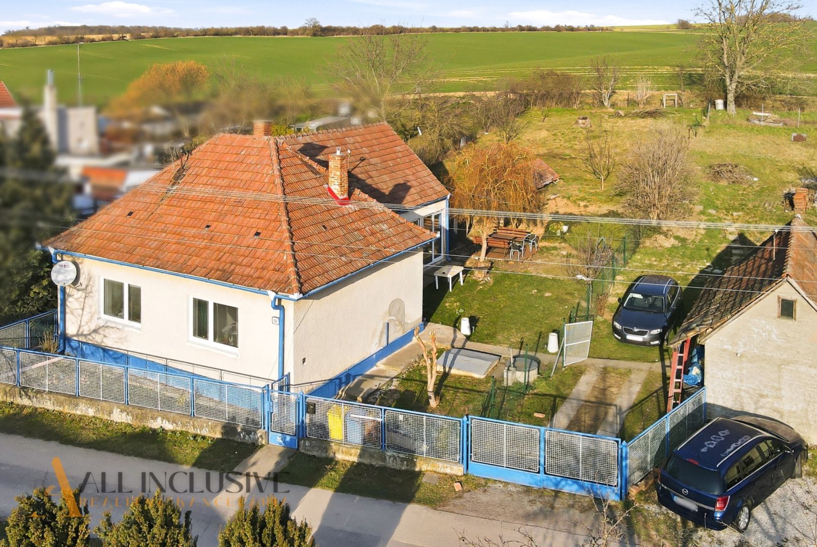 External property image