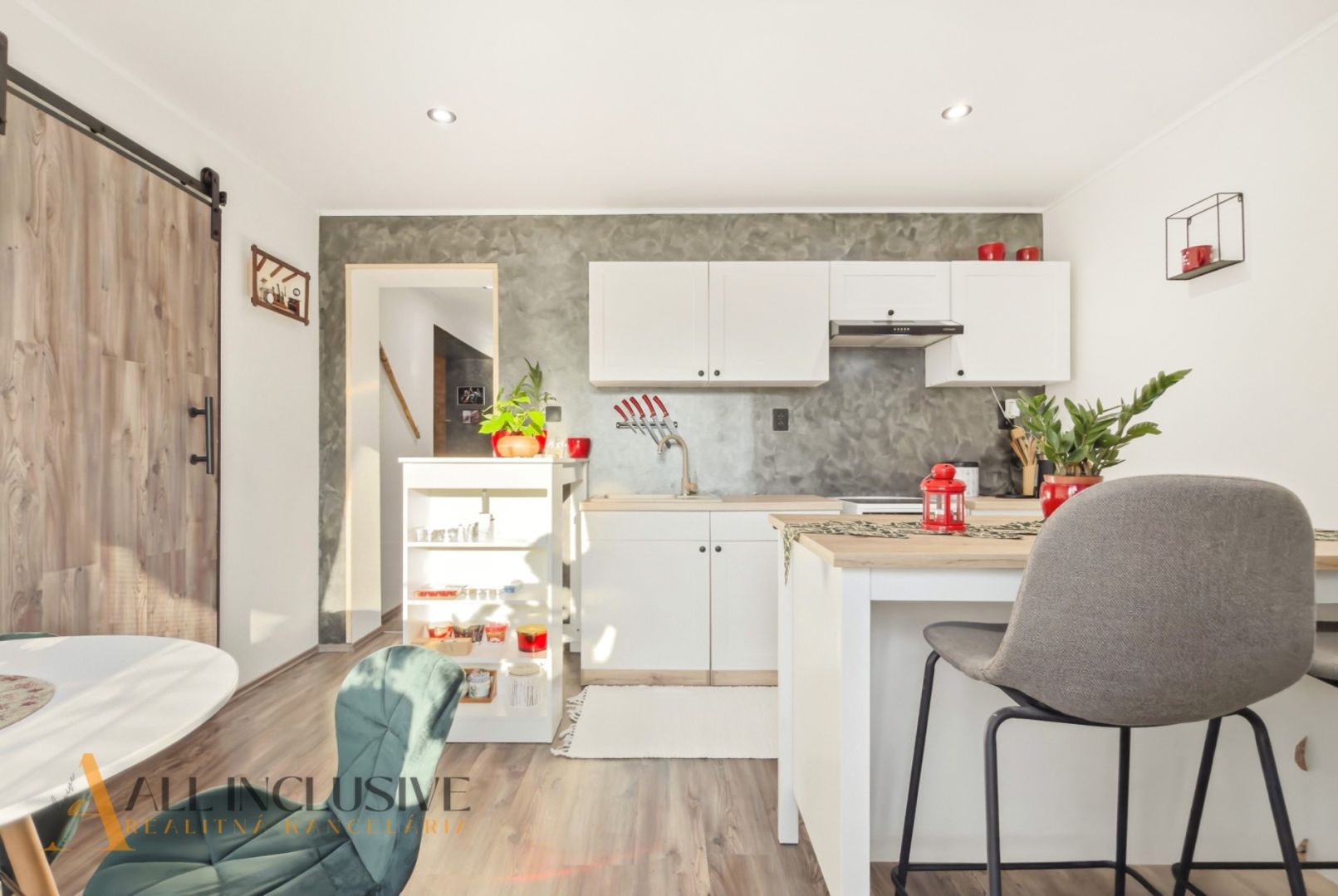 External property image