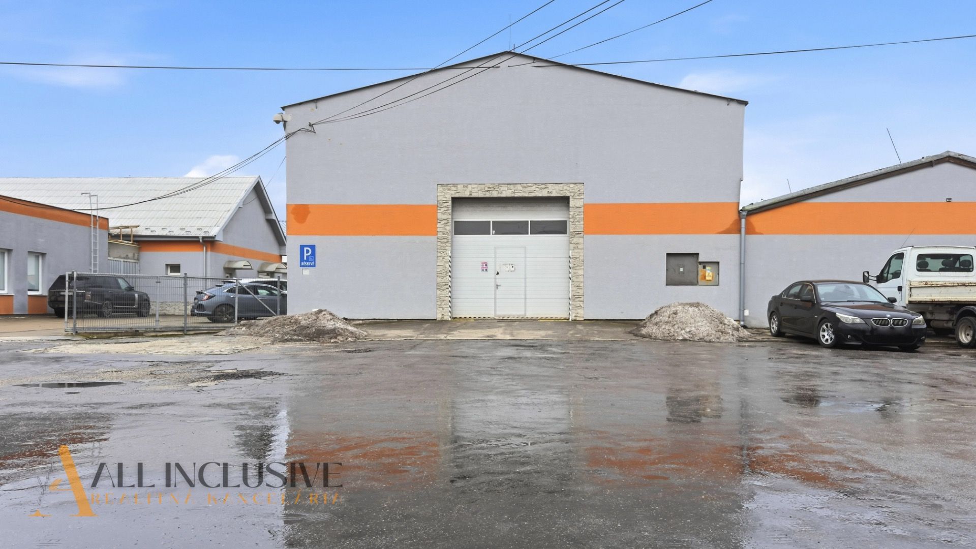 External property image