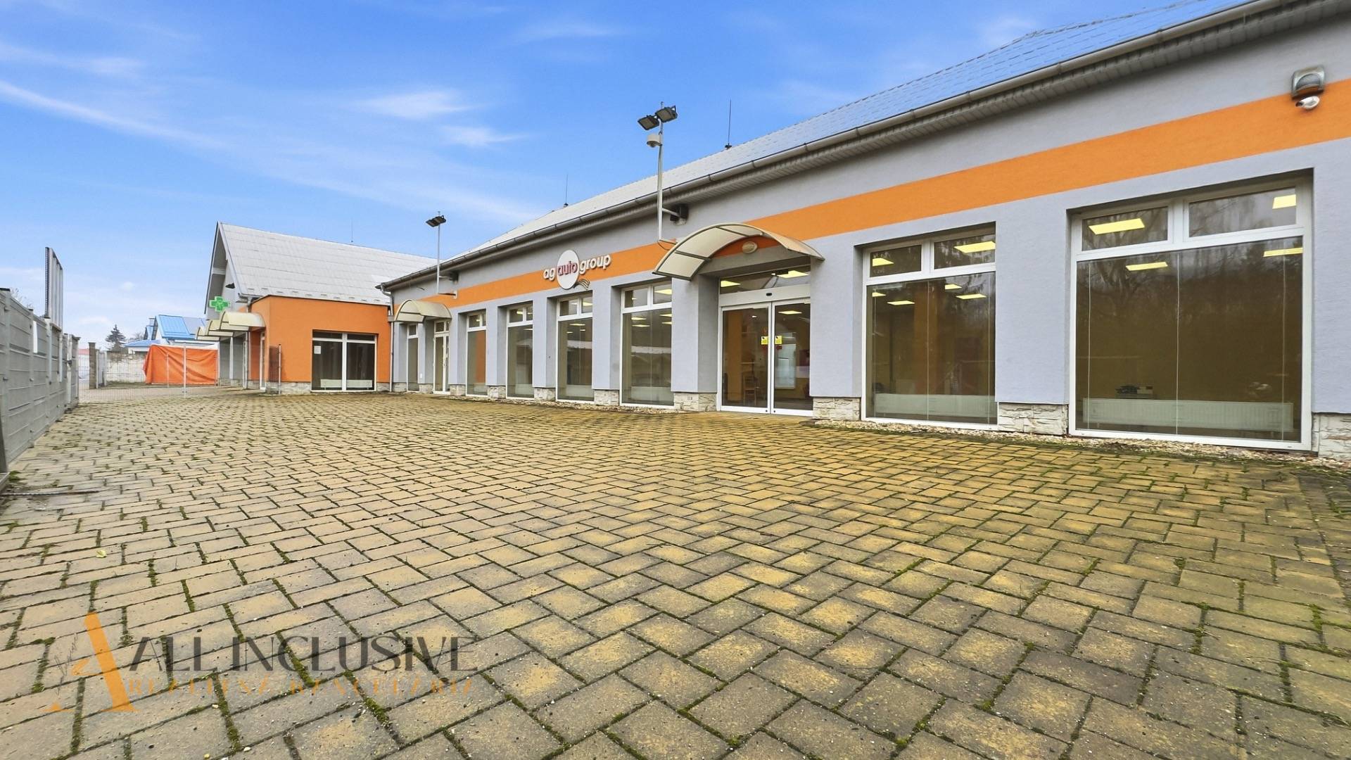 External property image