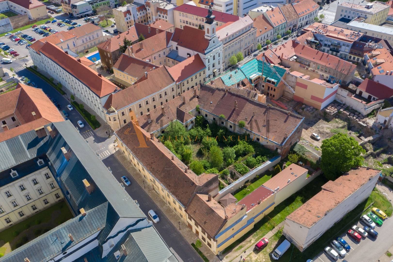 External property image