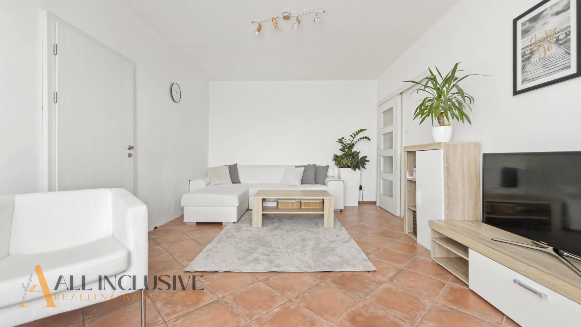 External property image