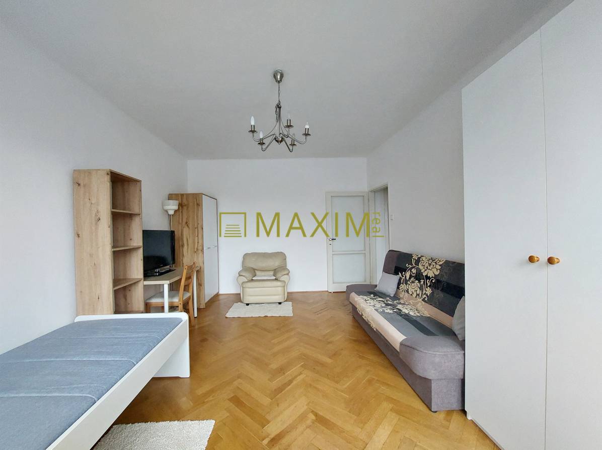 PRENÁJOM – V tehlovom bytovom dome 2 izbový byt na Trebišovskej ulici