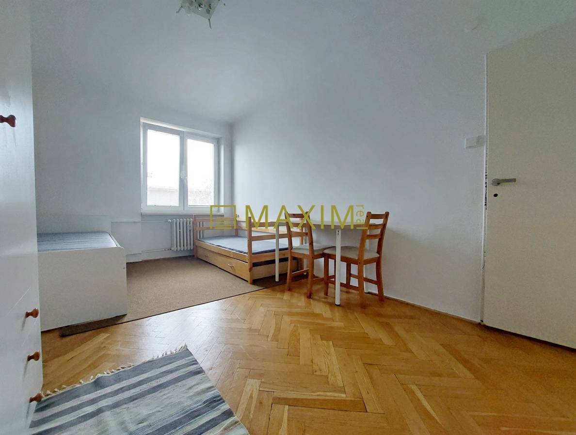 PRENÁJOM – V tehlovom bytovom dome 2 izbový byt na Trebišovskej ulici