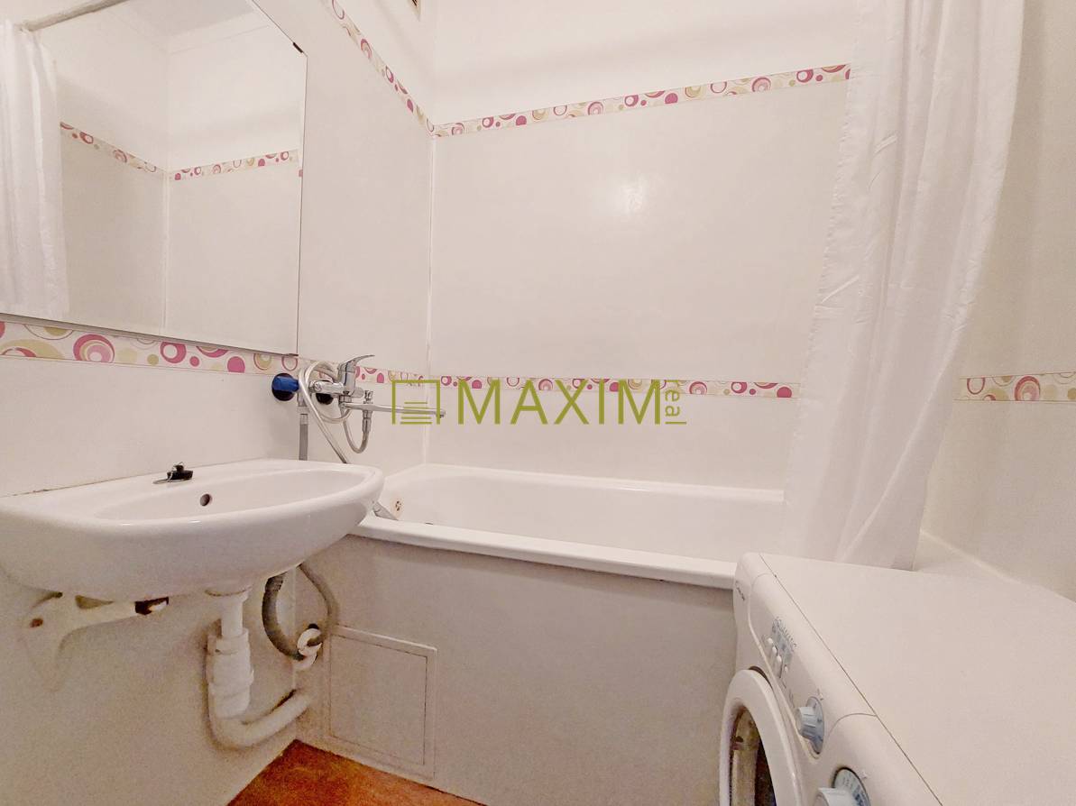 PRENÁJOM – V tehlovom bytovom dome 2 izbový byt na Trebišovskej ulici