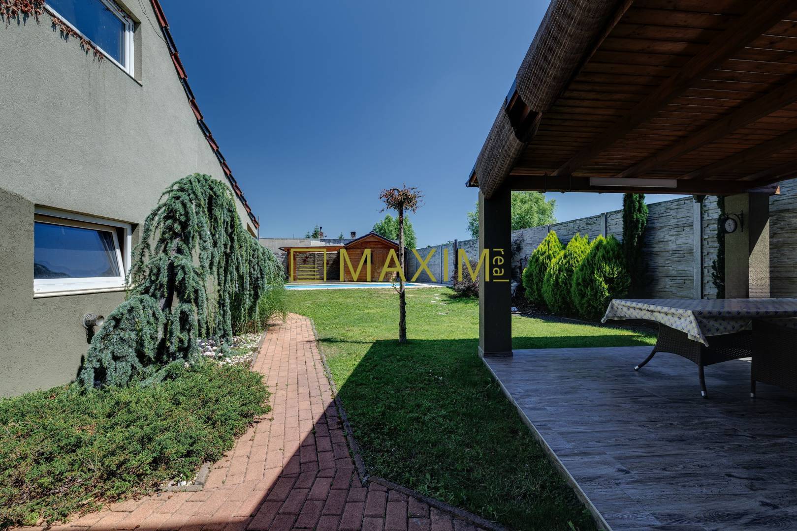 Elegantný priestranný rodinný dom so záhradou v Kostolišti, Malacky