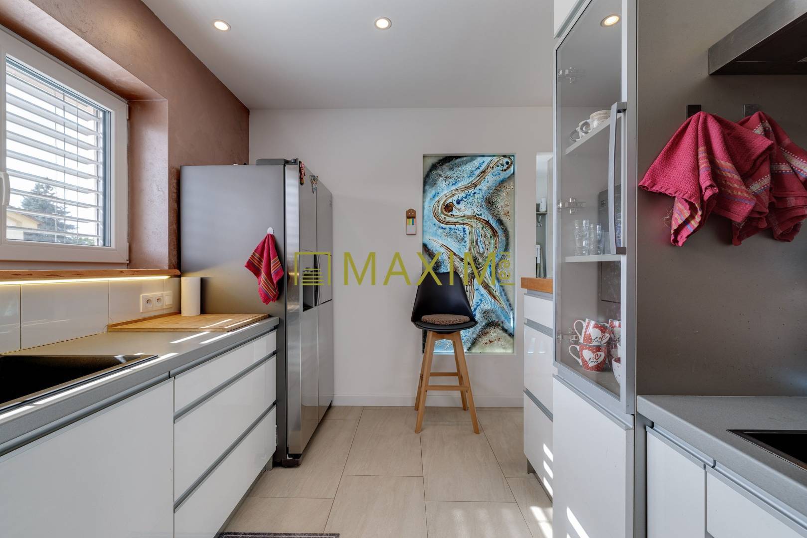 VÝNIMOČNÝ samostatne stojaci 4,5-izbový TOP dom v pokojnej lokalite MA