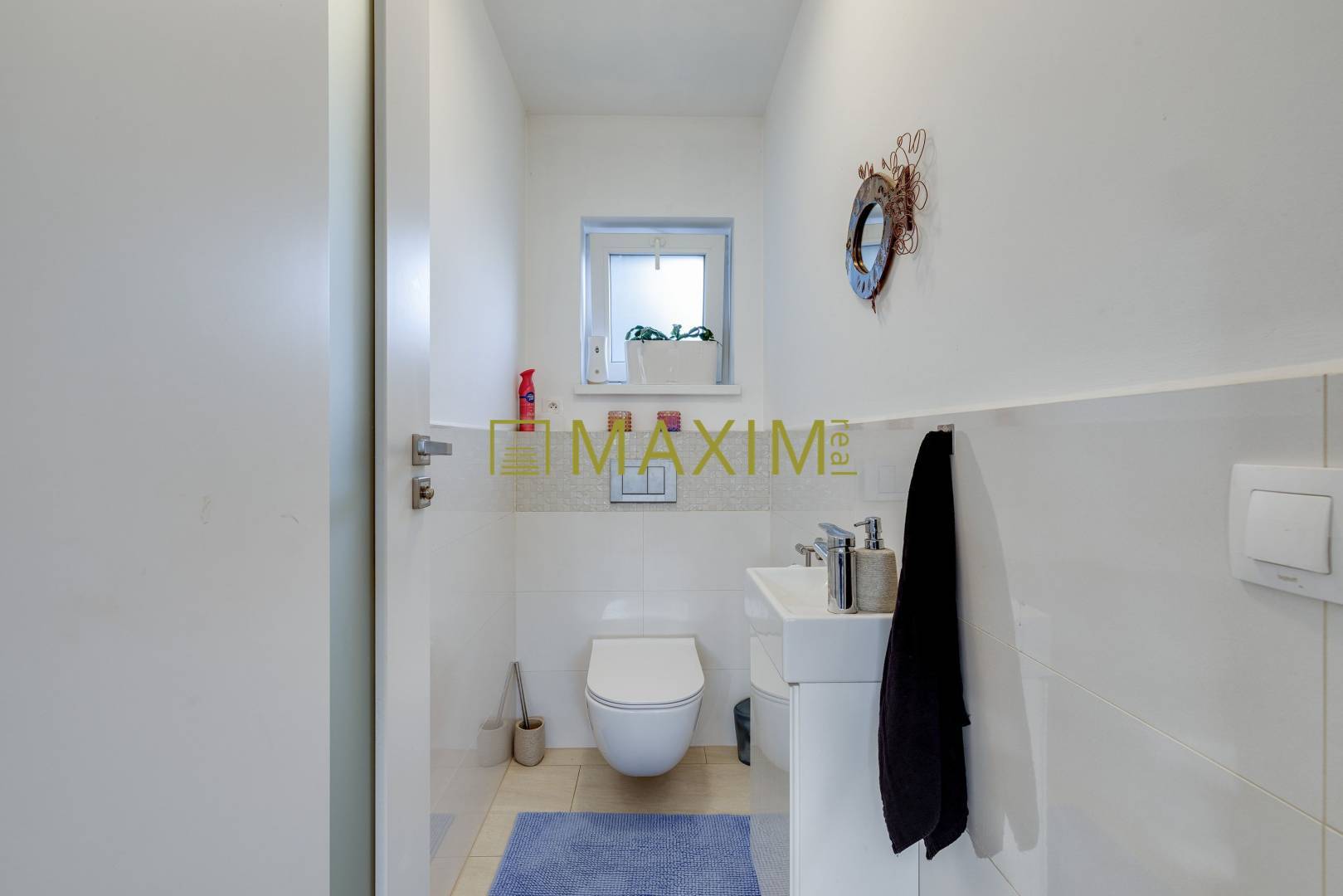 VÝNIMOČNÝ samostatne stojaci 4,5-izbový TOP dom v pokojnej lokalite MA