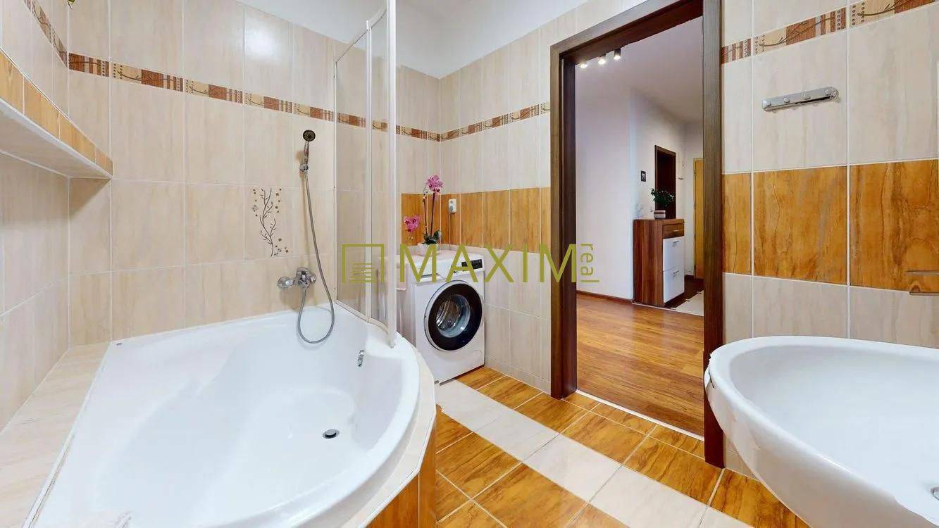 Veľký, slnečný a priestranný 3-izbový byt