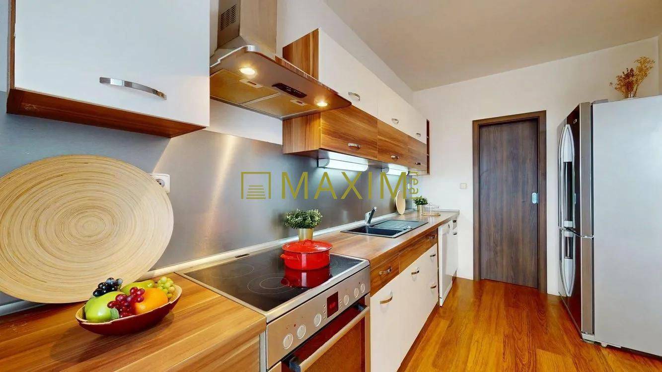 Veľký, slnečný a priestranný 3-izbový byt