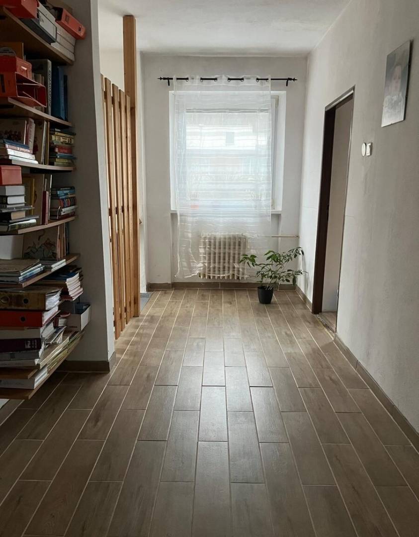 Rodinný dom v Štitároch s výhľadom a pod lesom