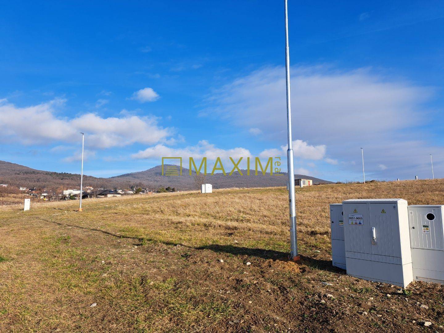 Stavebný pozemok 601 m2 v Štitároch