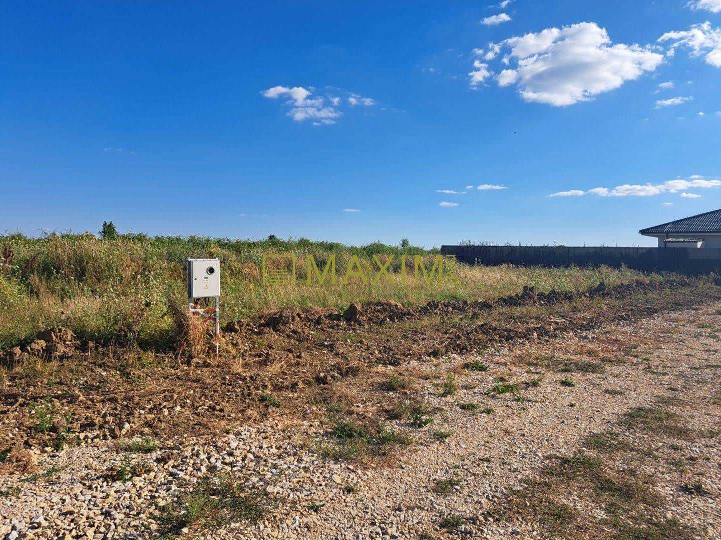 Stavebný pozemok 663 m2 v obci Štitáre s pekným výhľadom na Žibricu