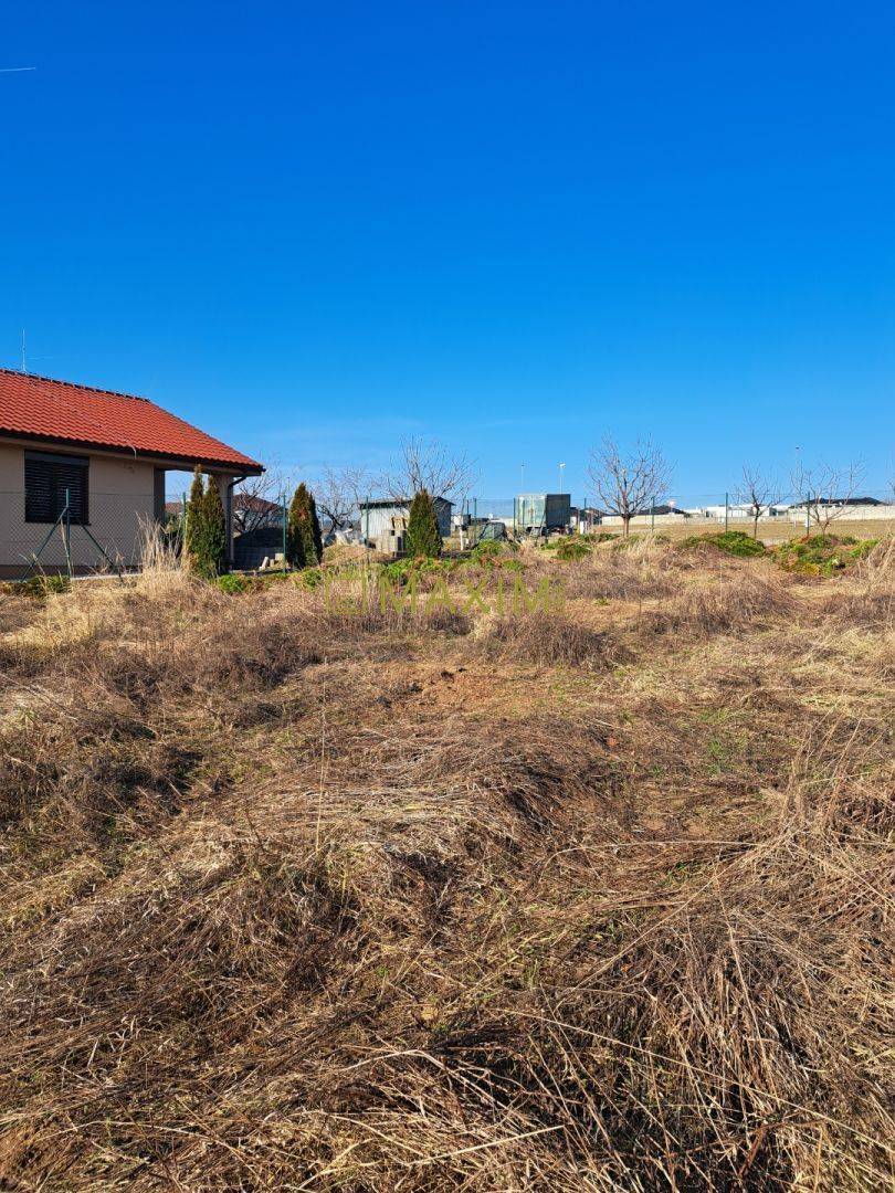 Stavebný pozemok v Novom Cabaji 680m2