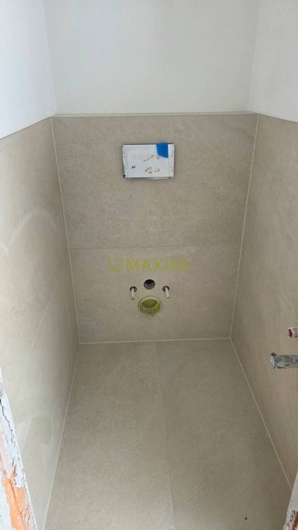 Bungalov v centre obce Cabaj Čápor v štandarde, Wágnerova ulica, Dom č