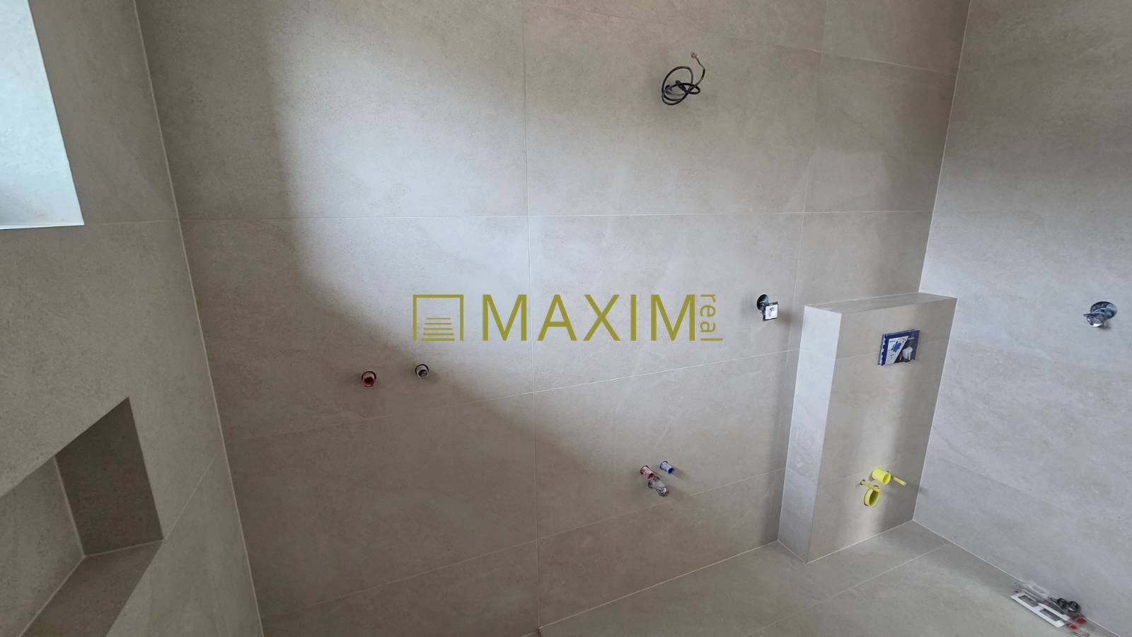 Bungalov v centre obce Cabaj Čápor v štandarde, Wágnerova ulica, Dom č