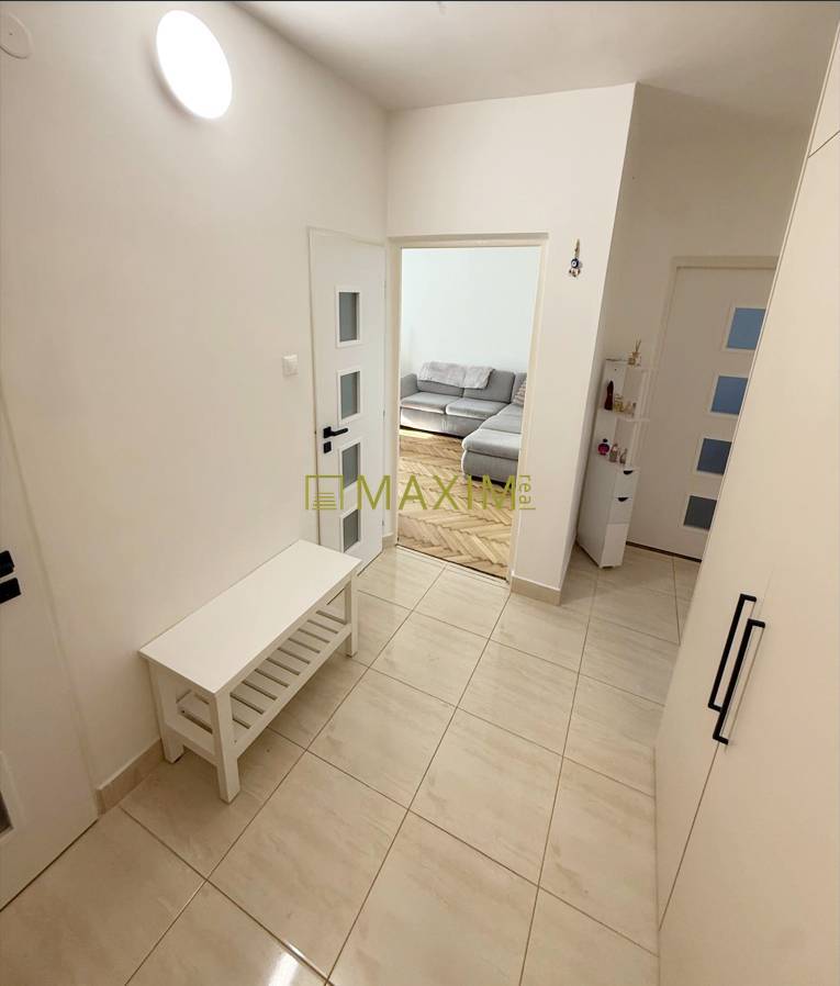 Kompletne zrekonštruovaný 3 izbový byt na ul. Bieloruská v Bratislave