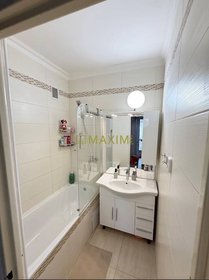 Kompletne zrekonštruovaný 3 izbový byt na ul. Bieloruská v Bratislave