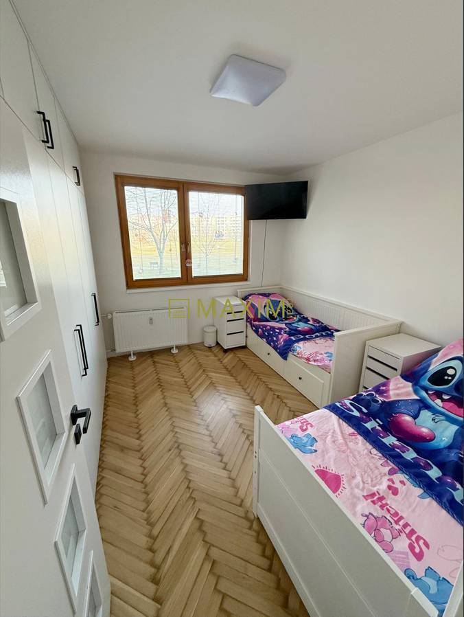 Kompletne zrekonštruovaný 3 izbový byt na ul. Bieloruská v Bratislave