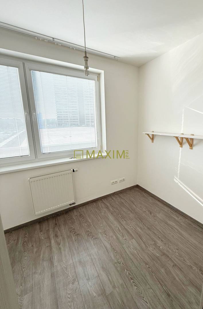 Na skok do centra- 2,5 izb. (75m2) zariadený byt v novostavbe